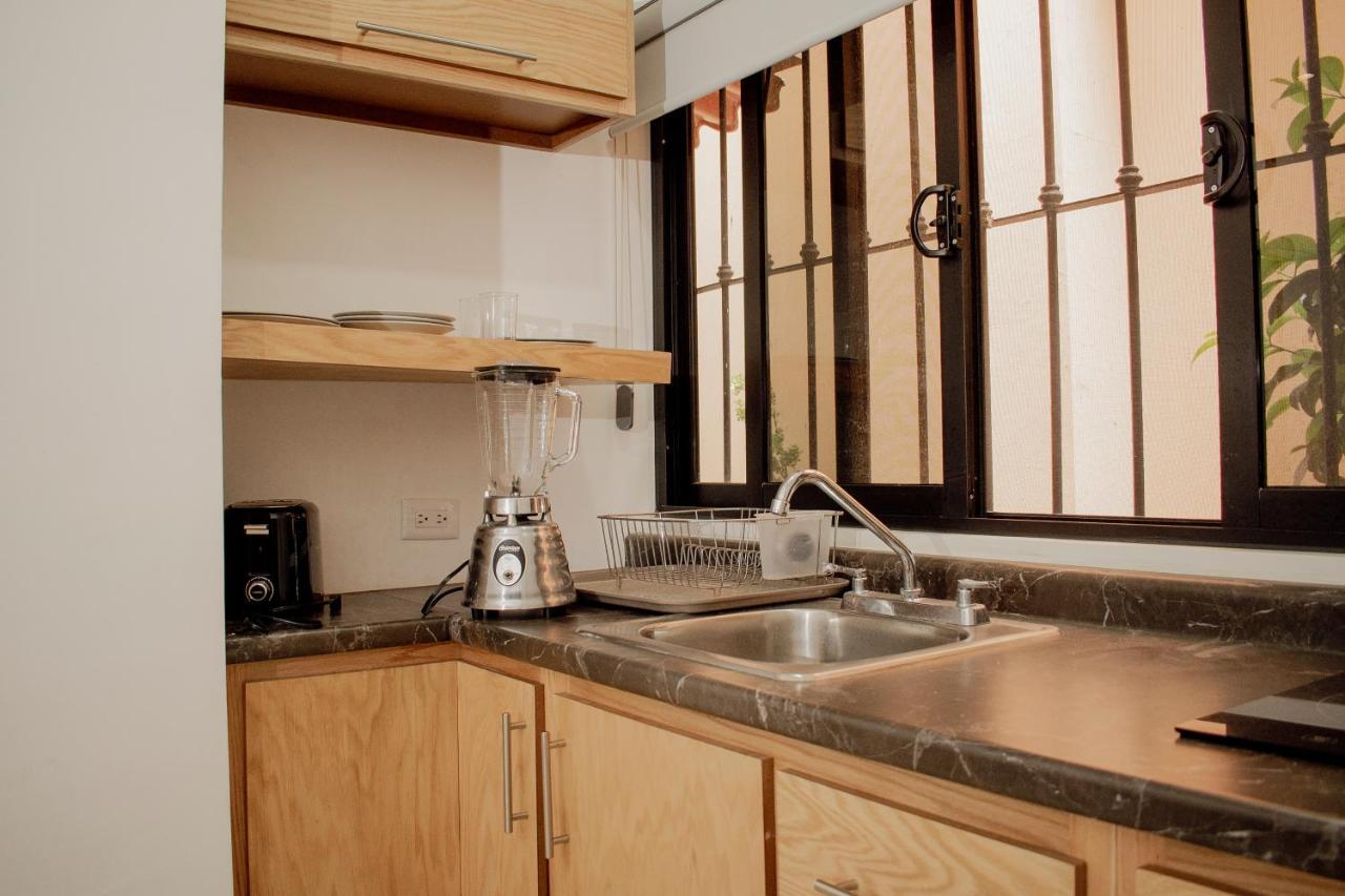 Suites Cervantes Chihuahua Exterior photo