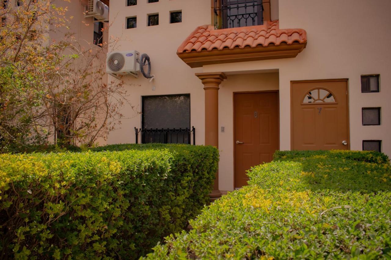 Suites Cervantes Chihuahua Exterior photo