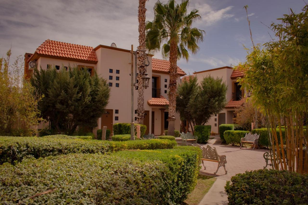 Suites Cervantes Chihuahua Exterior photo