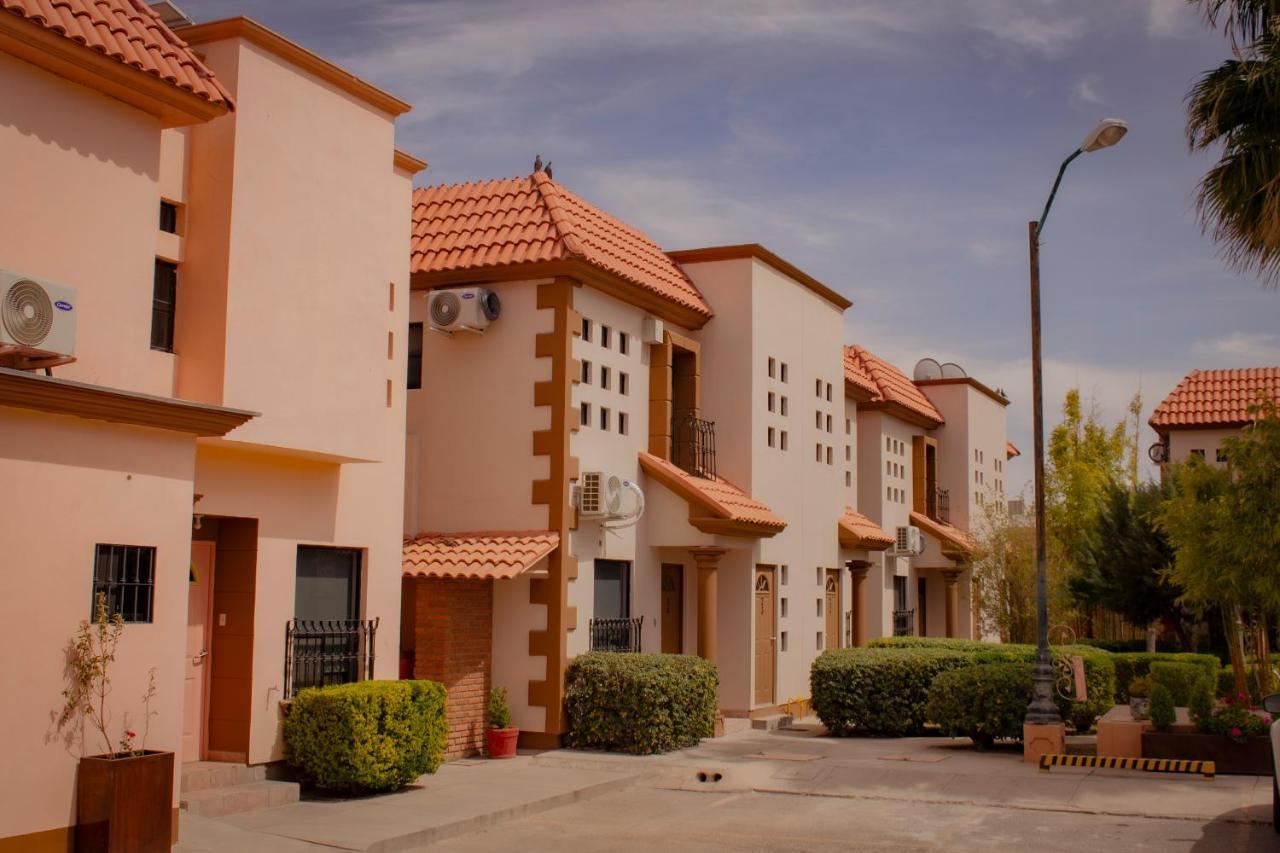 Suites Cervantes Chihuahua Exterior photo