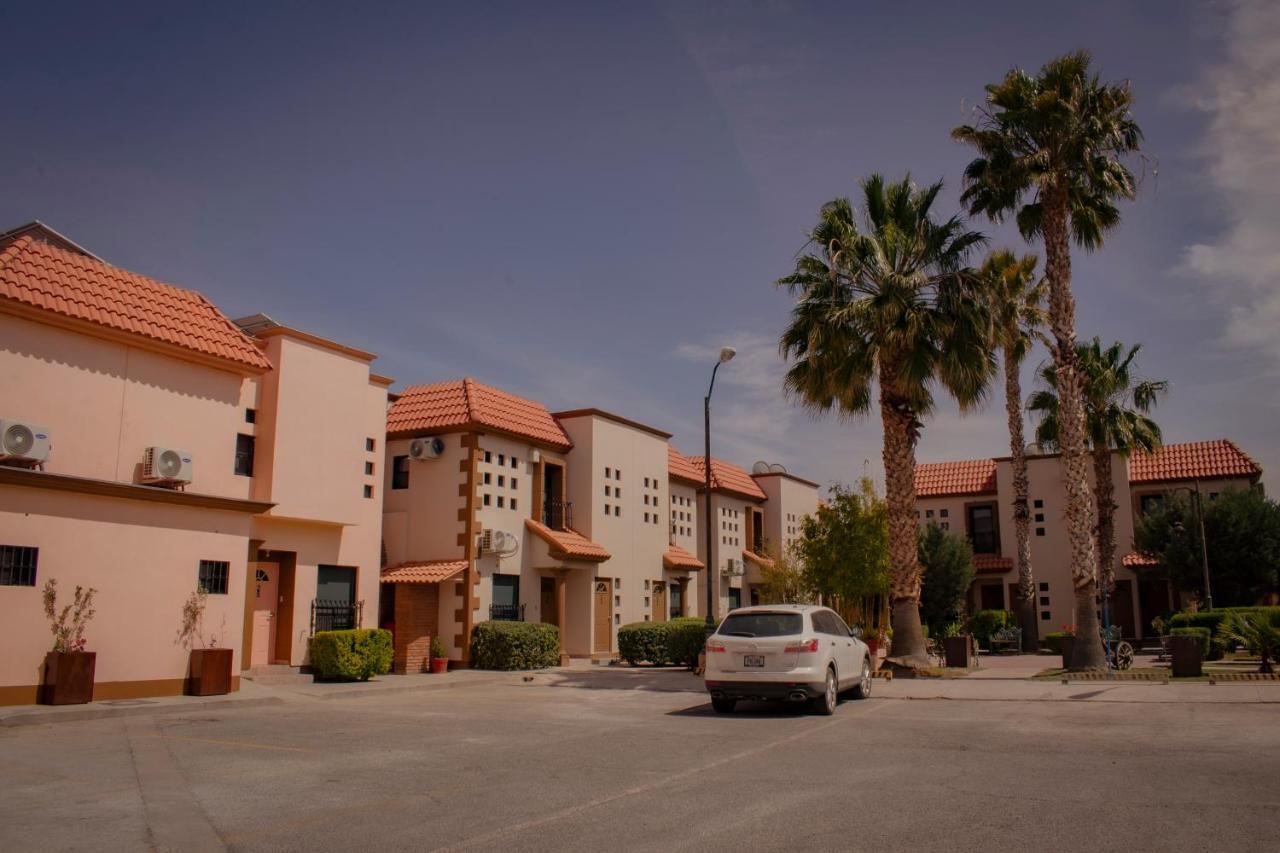 Suites Cervantes Chihuahua Exterior photo