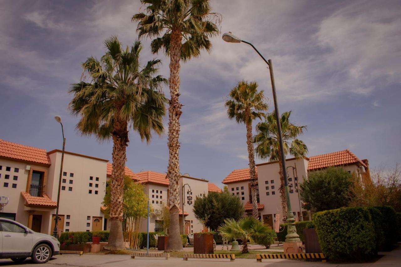 Suites Cervantes Chihuahua Exterior photo